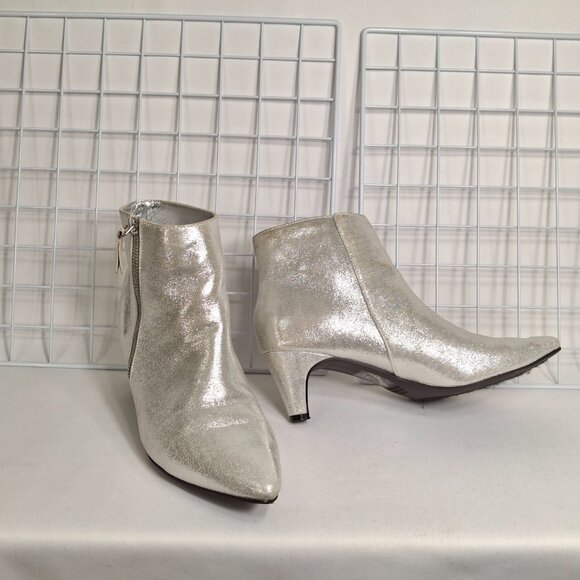 Silver Kitten Heel Pointed Toe Ankle Boot Bootie Metallic Glitter Sz 8 Zipper - Picture 4 of 14